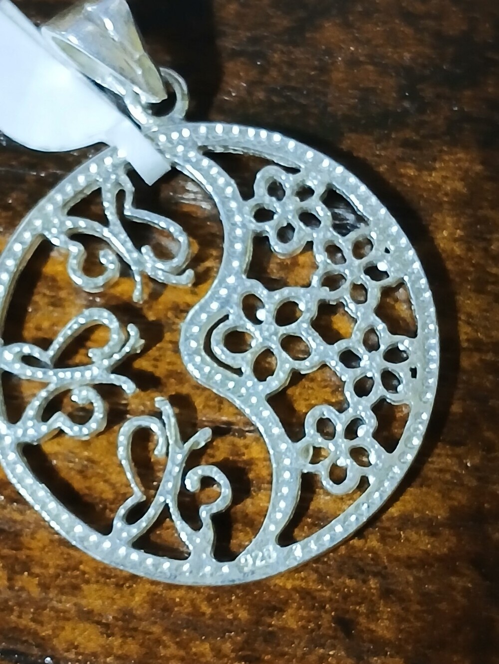 ❤️ 1 1/8" 925 SS 🦋 Butterfly/Flowers🌼 Pendant - Picture 9 of 12